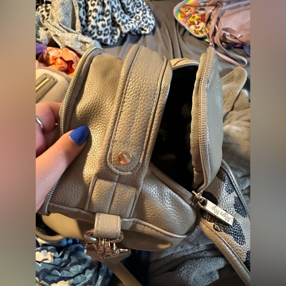 Itzy Ritzy Backpack - Picture 9 of 16